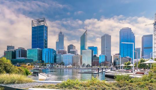 Perth: A City Defined by Rivers, Coastlines, and Expansive Urban Planning